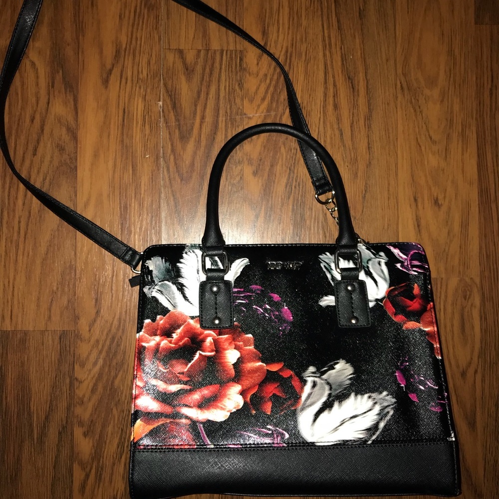 Nine West floral satchel